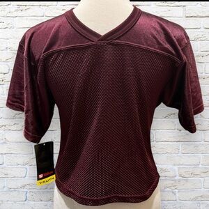 NWT Youth Burgundy Football jersey - Wilson - Size Small